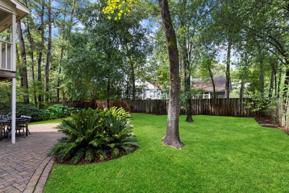123 Sheerborne Court The Woodlands, TX 77382