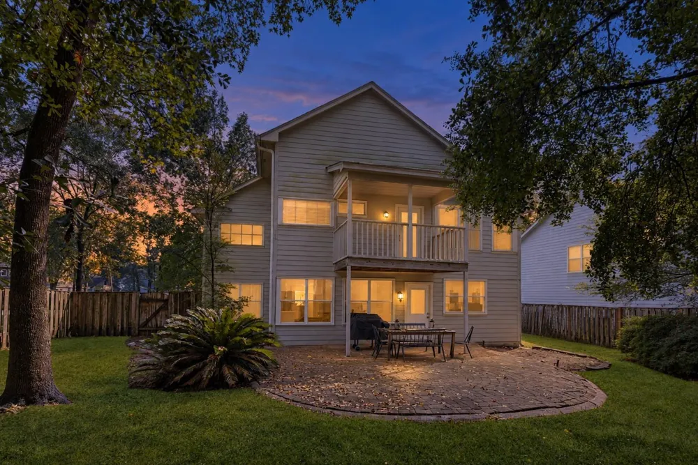 123 Sheerborne Court The Woodlands, TX 77382