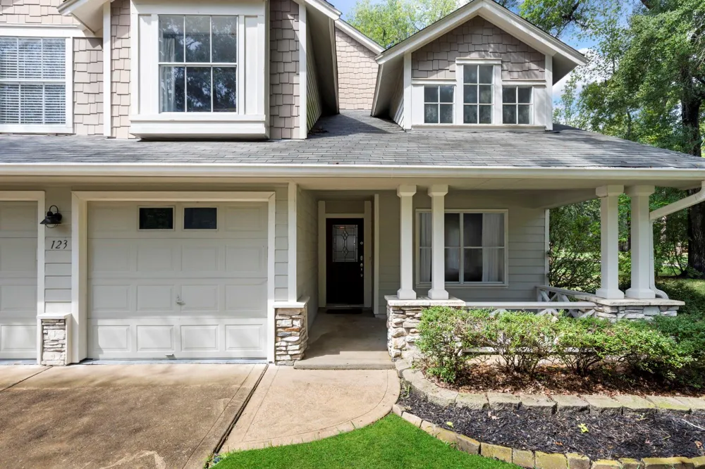 123 Sheerborne Court The Woodlands, TX 77382