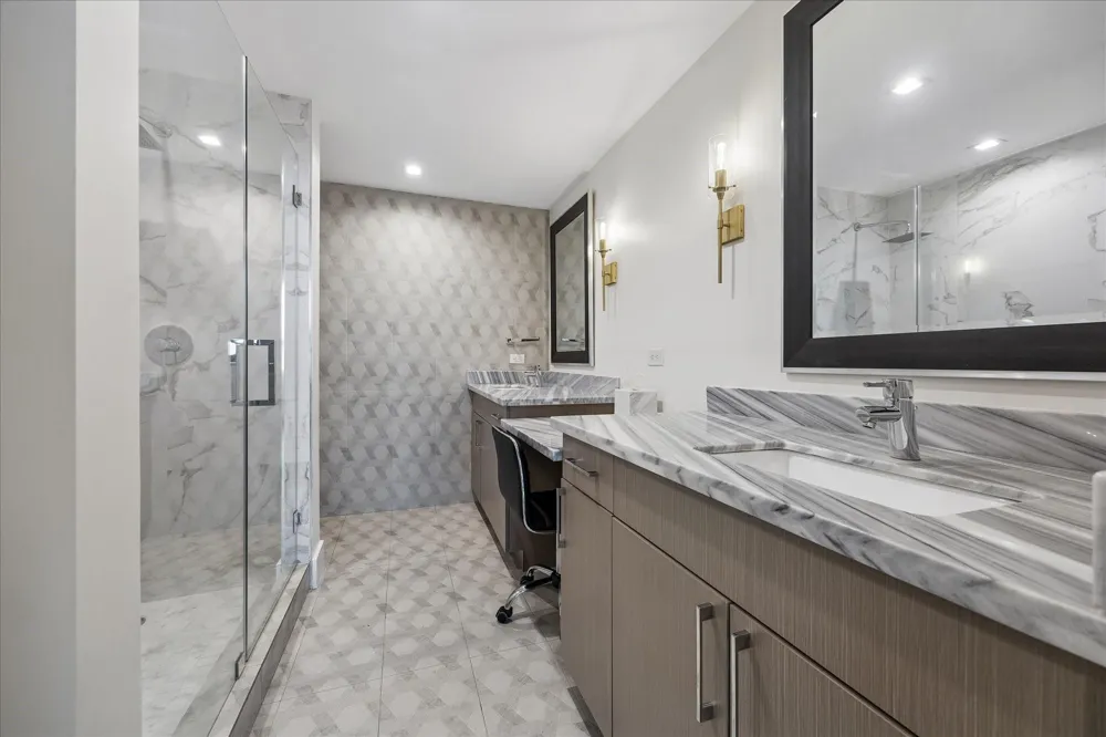 14 Greenway Plaza #10P Houston, TX 77046