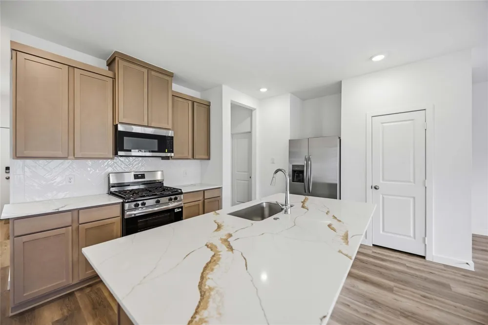 2610 Mchenry Landing Lane Houston, TX 77051