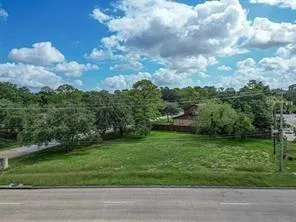 520 Fm 517 Road W Dickinson, TX 77539