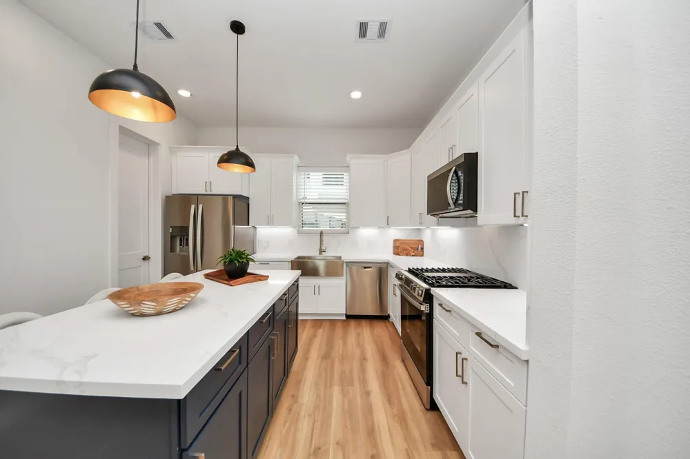 2428 Ella Boulevard Houston, TX 77008