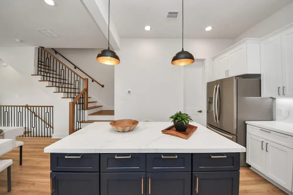 2428 Ella Boulevard Houston, TX 77008