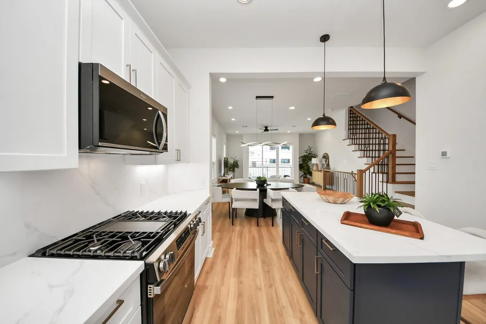 2428 Ella Boulevard Houston, TX 77008