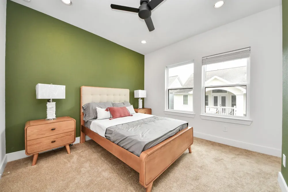 2428 Ella Boulevard Houston, TX 77008