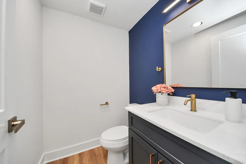 2428 Ella Boulevard Houston, TX 77008
