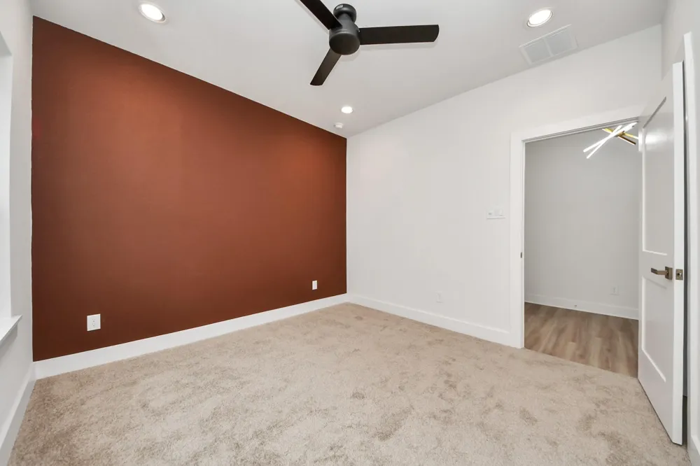 2428 Ella Boulevard Houston, TX 77008