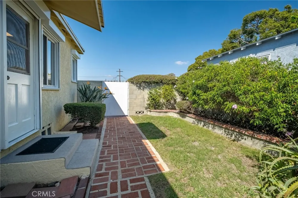 2616 W 154th Gardena, CA 90249