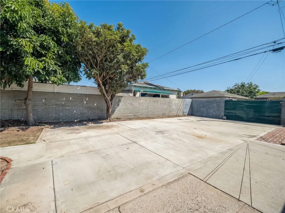 2616 W 154th Gardena, CA 90249