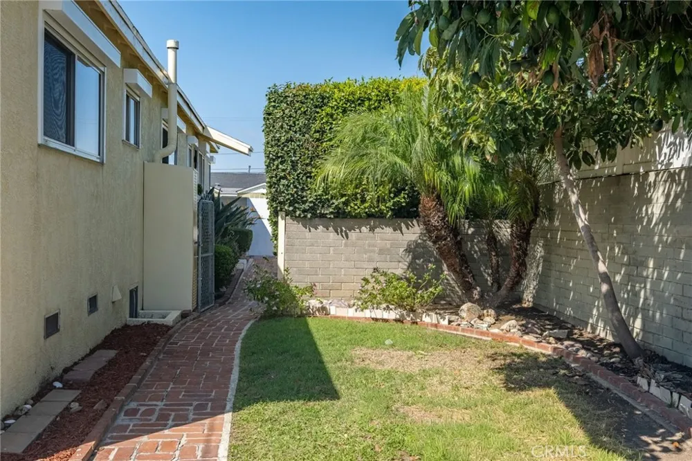2616 W 154th Gardena, CA 90249