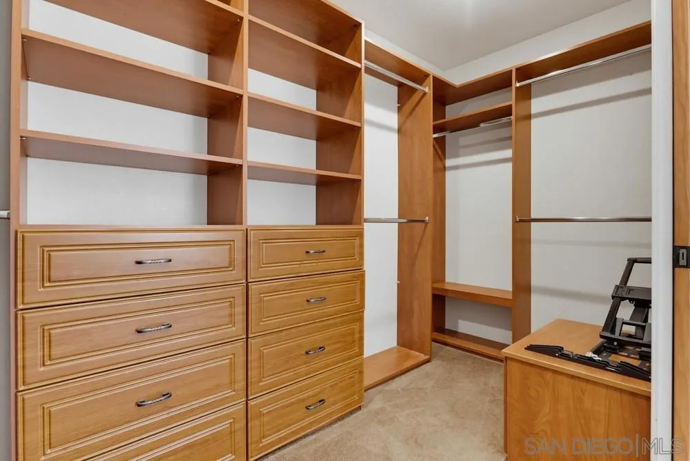 15311 Crestview Poway, CA 92064
