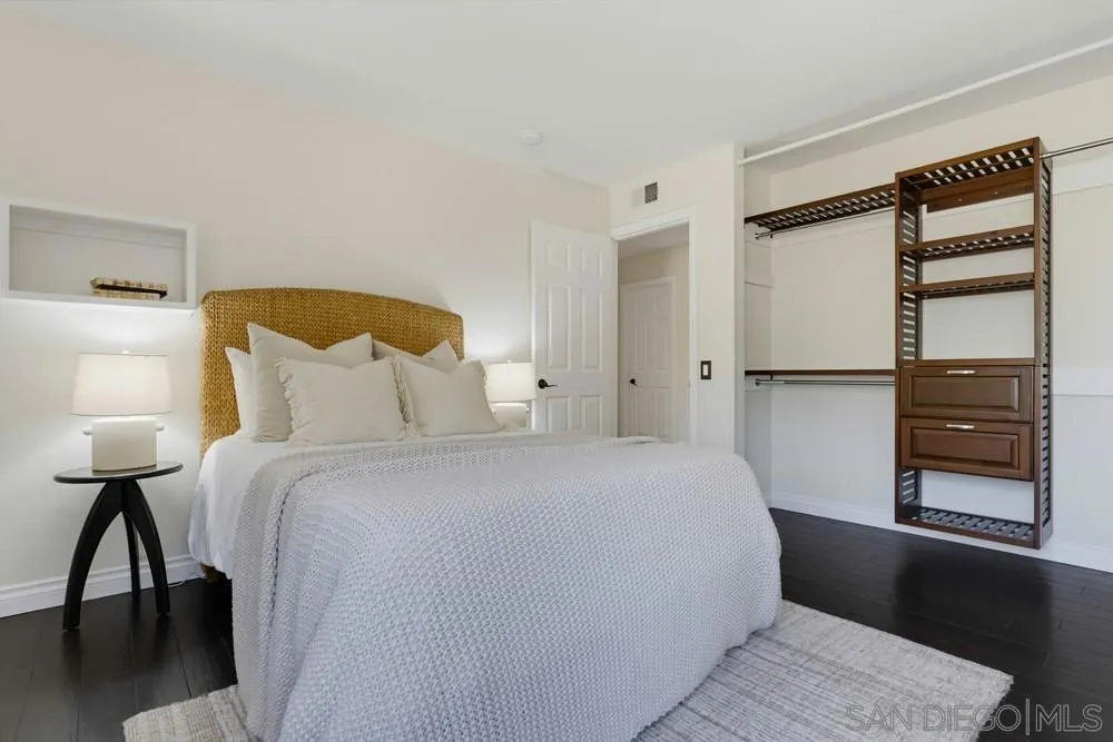 15311 Crestview Poway, CA 92064