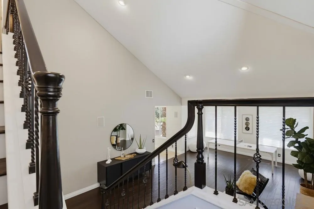15311 Crestview Poway, CA 92064