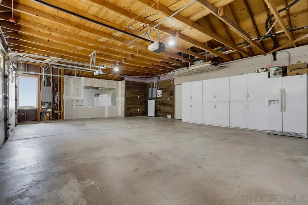 15311 Crestview Poway, CA 92064