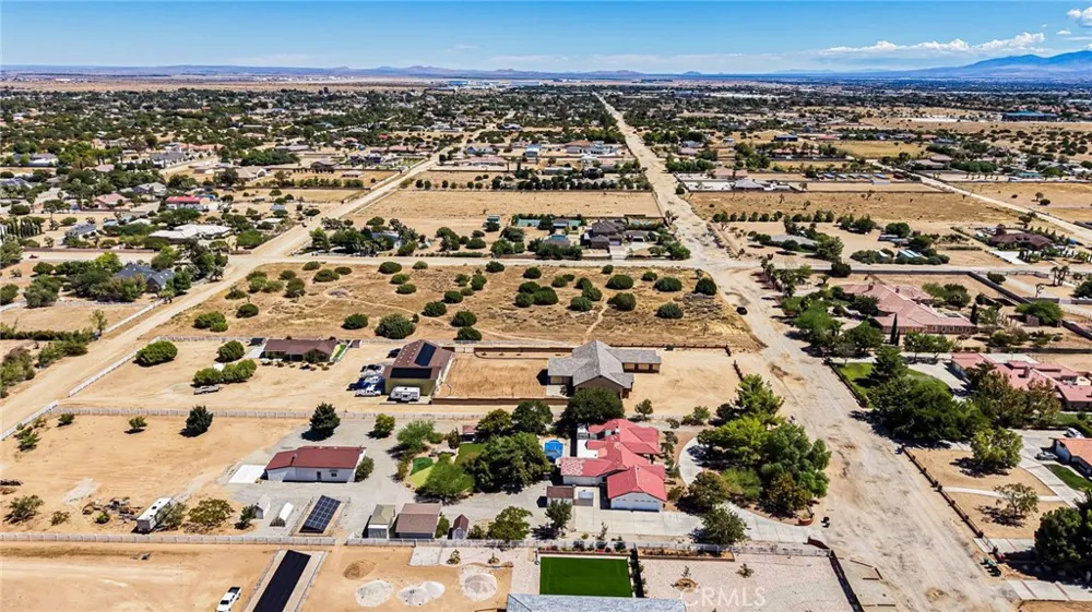 2701 W O-8 AVENUE Palmdale, CA 93551