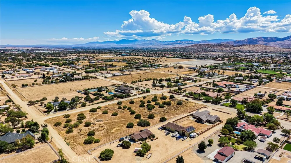 2701 W O-8 AVENUE Palmdale, CA 93551