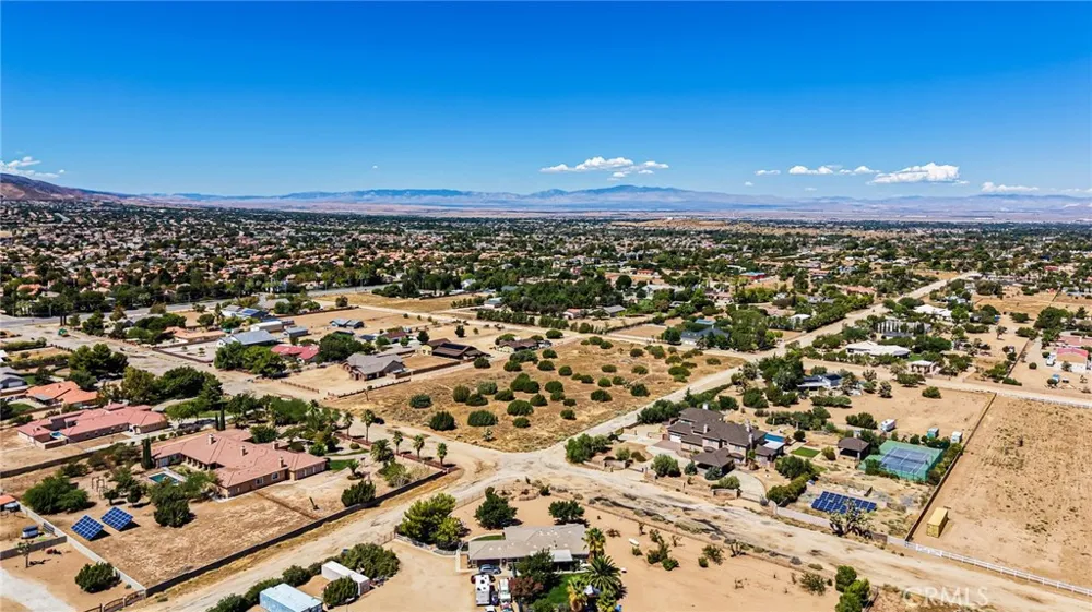 2701 W O-8 AVENUE Palmdale, CA 93551