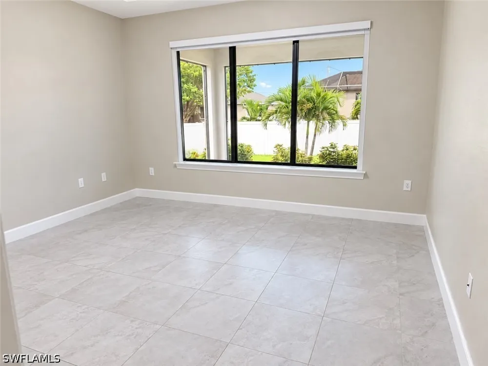 SW 33rd Place Cape Coral, FL 33991