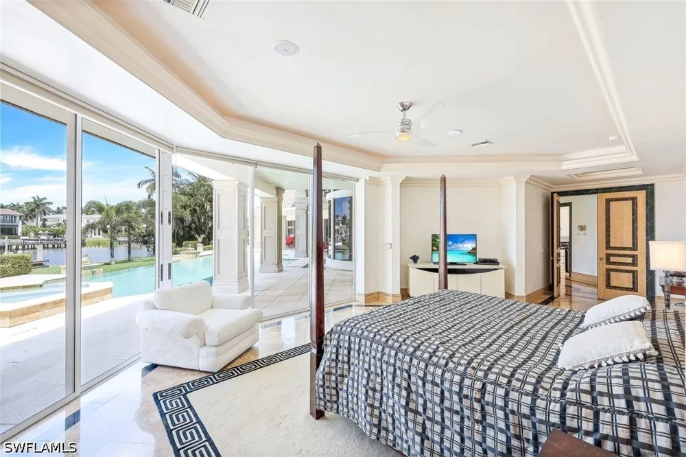 Galleon Drive Naples, FL 34102