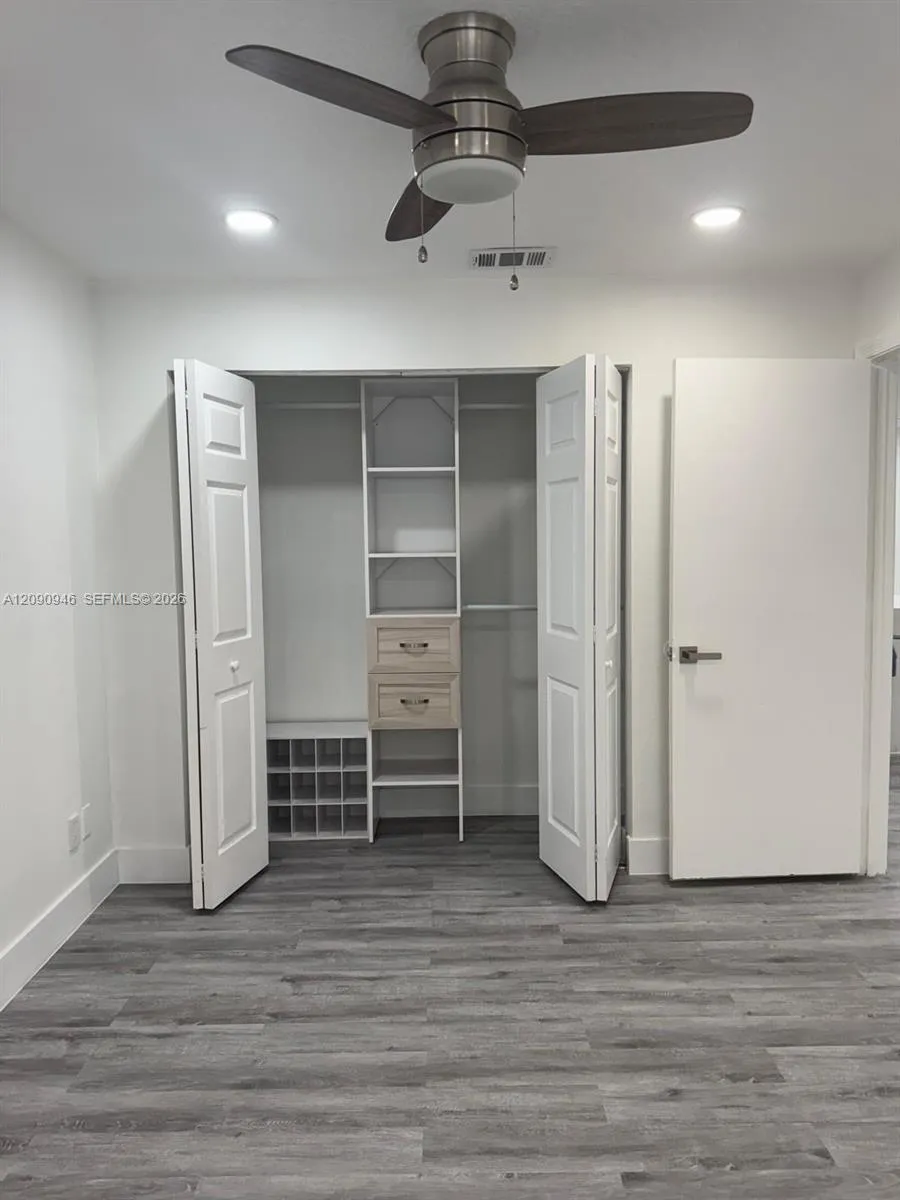 3665 NW 17th Way #3667 Oakland Park, FL 33309