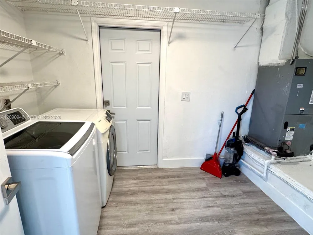 3665 NW 17th Way #3667 Oakland Park, FL 33309