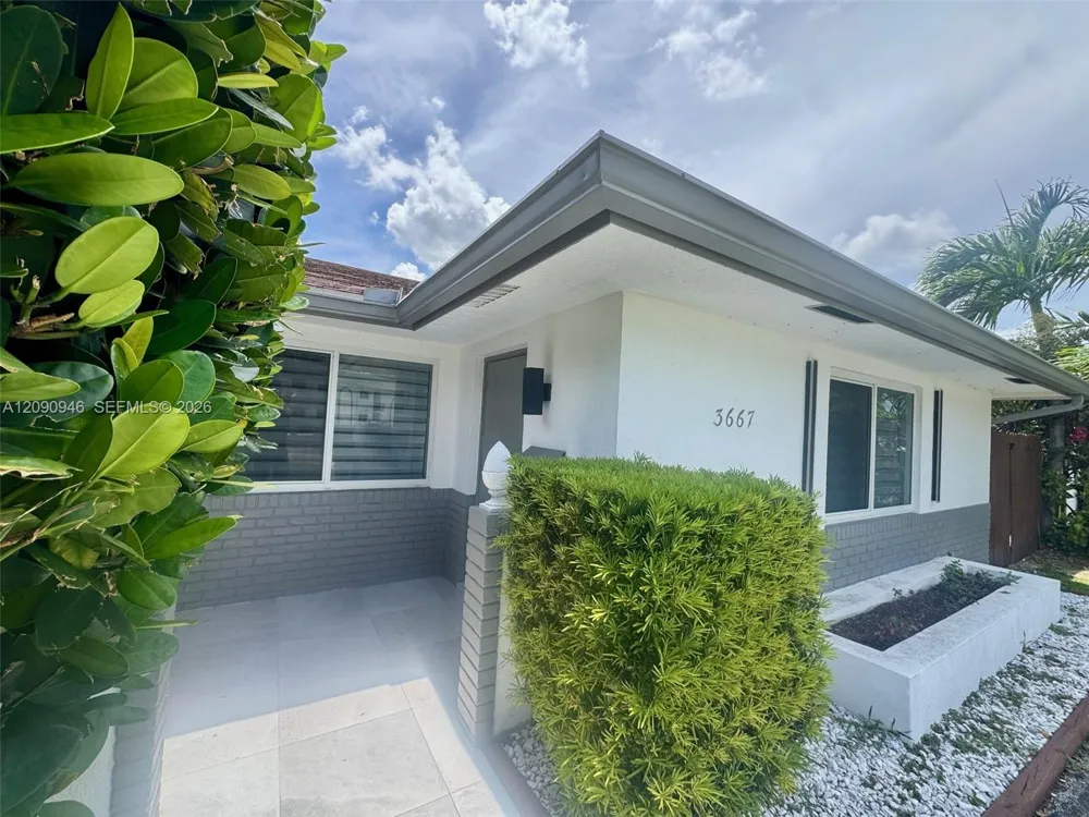 3665 NW 17th Way #3667 Oakland Park, FL 33309