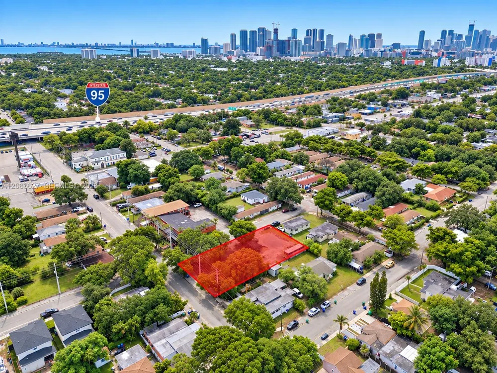 5230 NW 7th Ct Miami, FL 33127