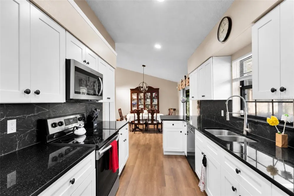122 DOGWOOD DRIVE CIRCLE ocala, FL 34472