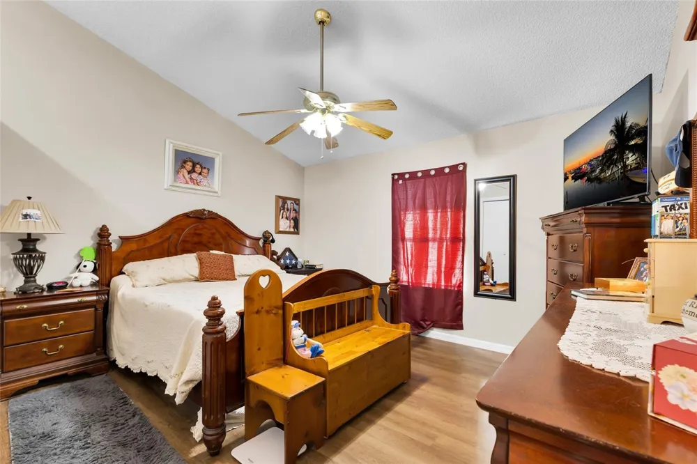 122 DOGWOOD DRIVE CIRCLE ocala, FL 34472