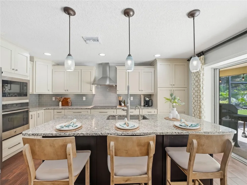 2743 BURNING TREE LANE Clearwater, FL 33761