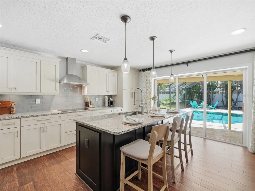 2743 BURNING TREE LANE Clearwater, FL 33761