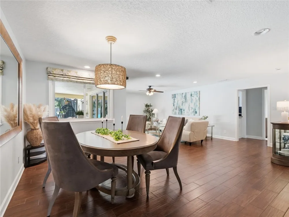 2743 BURNING TREE LANE Clearwater, FL 33761