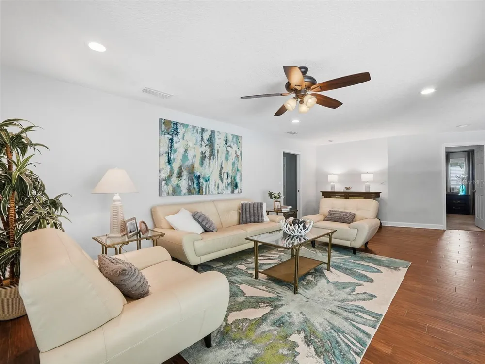 2743 BURNING TREE LANE Clearwater, FL 33761