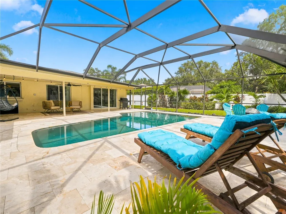2743 BURNING TREE LANE Clearwater, FL 33761