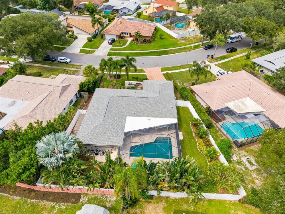 2743 BURNING TREE LANE Clearwater, FL 33761