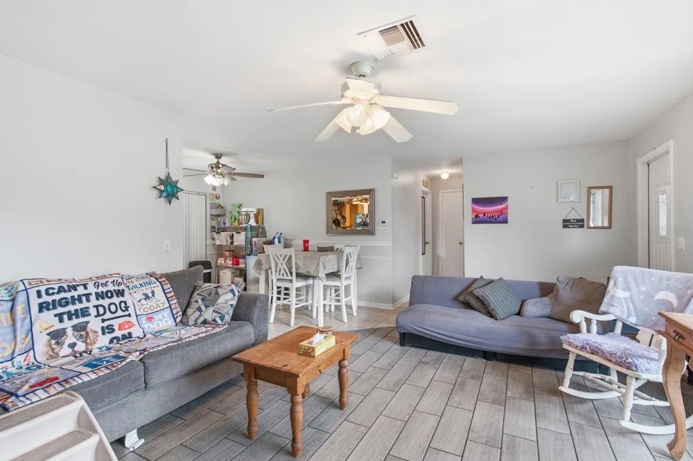 1806 DRIFTWOOD CIRCLE S Oldsmar, FL 34677