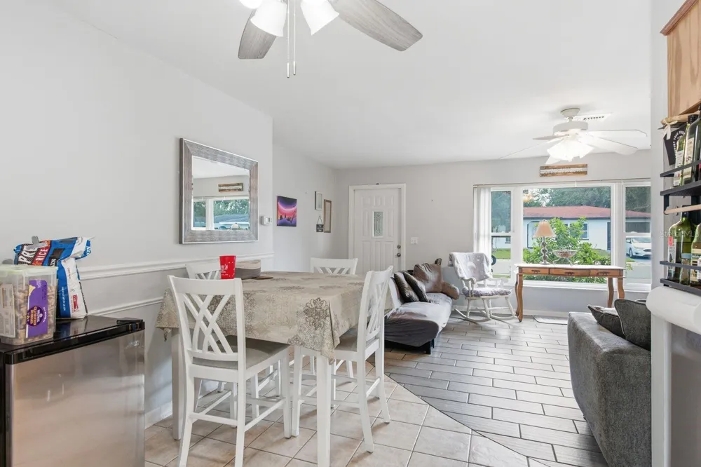 1806 DRIFTWOOD CIRCLE S Oldsmar, FL 34677