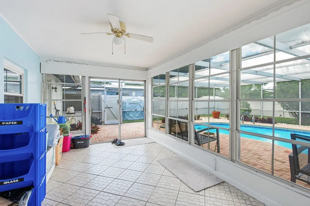 1806 DRIFTWOOD CIRCLE S Oldsmar, FL 34677