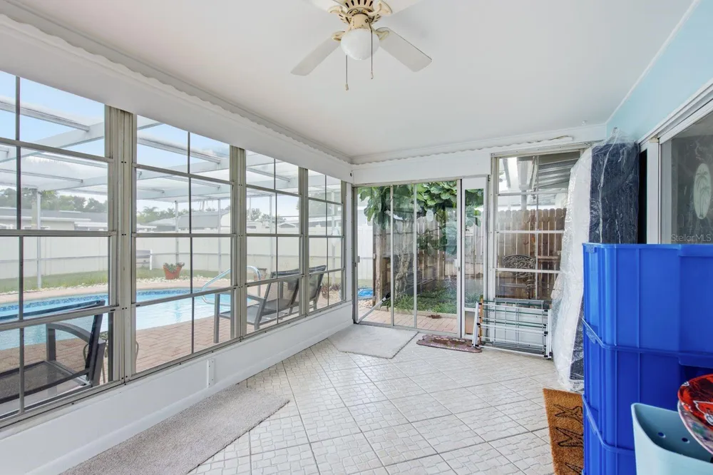 1806 DRIFTWOOD CIRCLE S Oldsmar, FL 34677