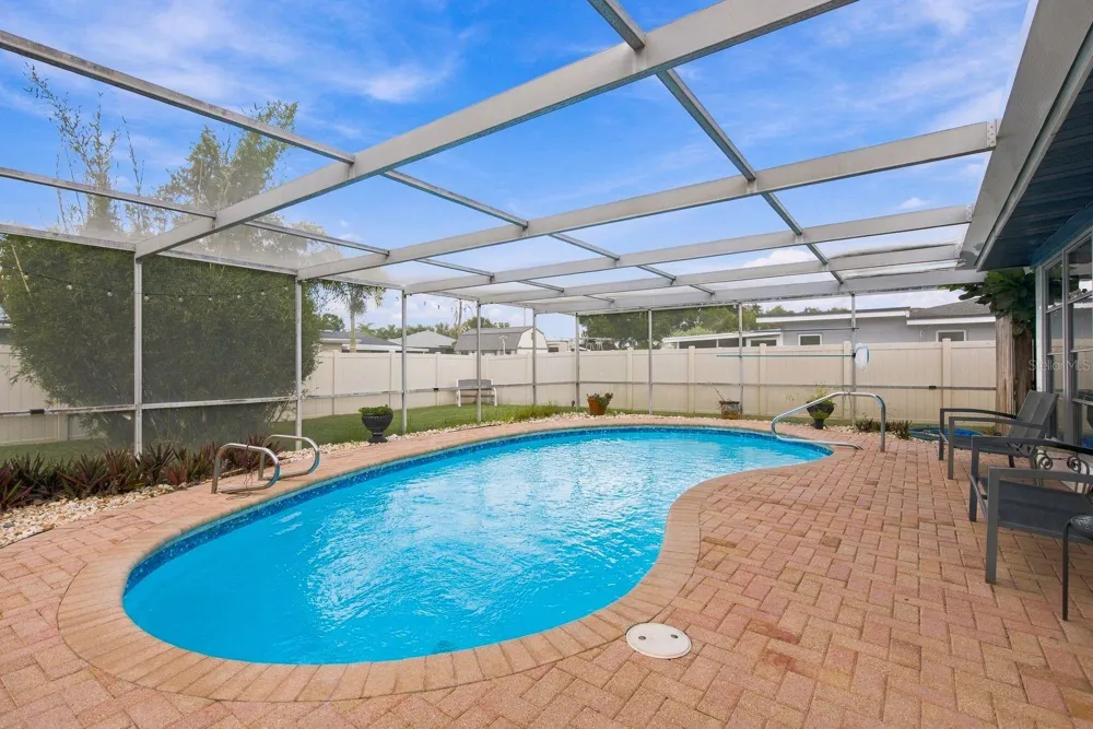 1806 DRIFTWOOD CIRCLE S Oldsmar, FL 34677
