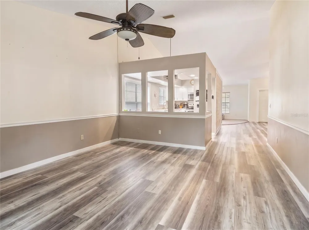 9823 SIR FREDERICK STREET Tampa, FL 33637