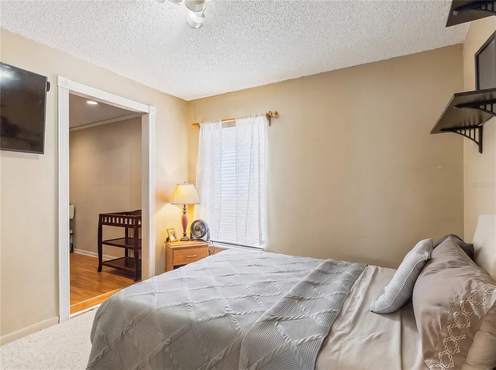 9823 SIR FREDERICK STREET Tampa, FL 33637