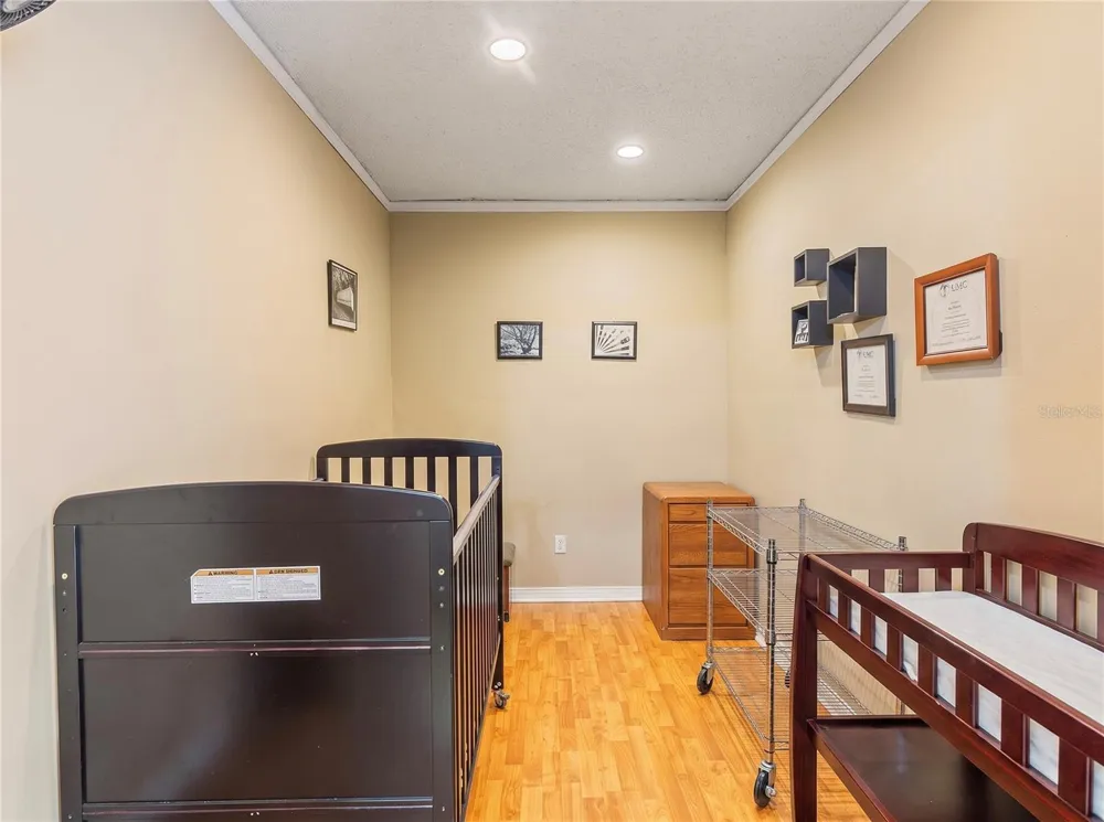 9823 SIR FREDERICK STREET Tampa, FL 33637