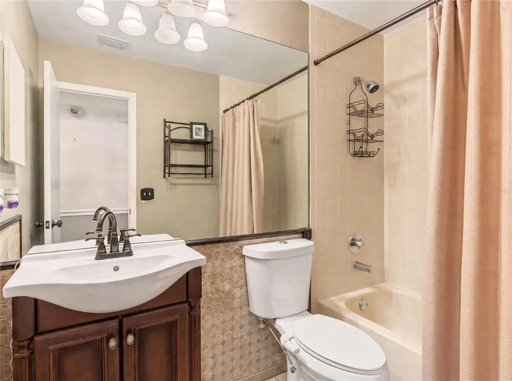 9823 SIR FREDERICK STREET Tampa, FL 33637