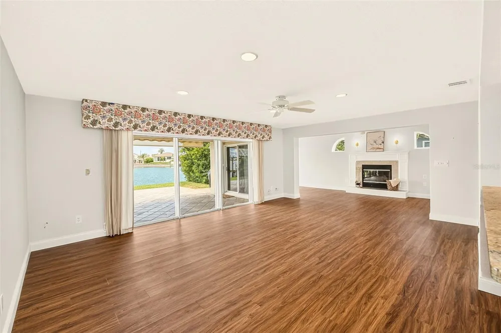 513 HARBOR DRIVE Indian Rocks Beach, FL 33785