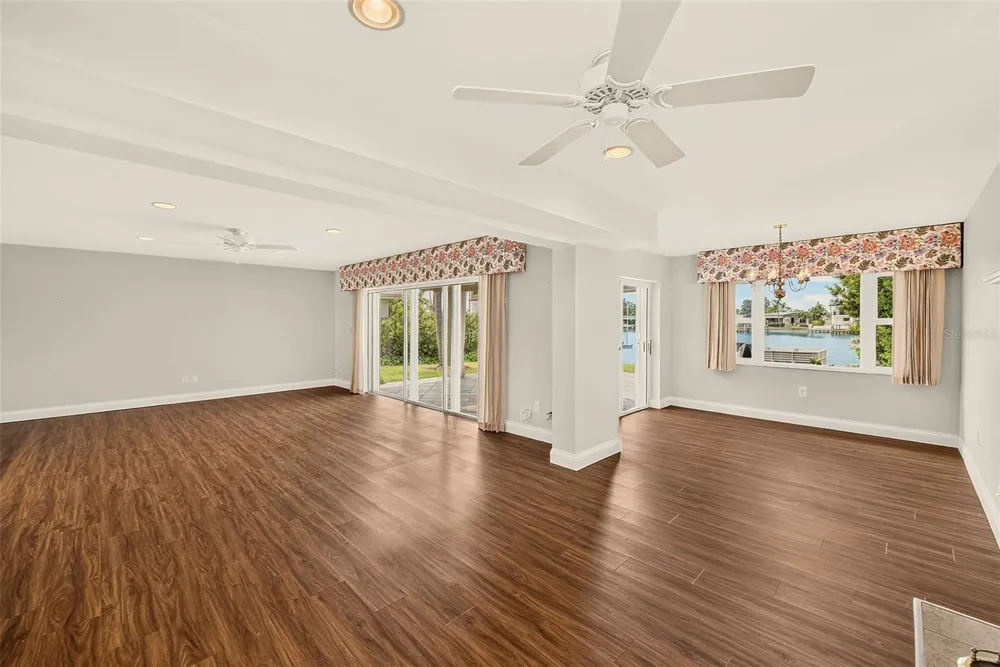 513 HARBOR DRIVE Indian Rocks Beach, FL 33785