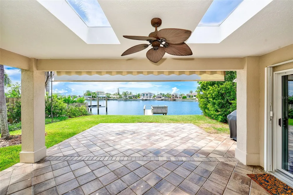 513 HARBOR DRIVE Indian Rocks Beach, FL 33785