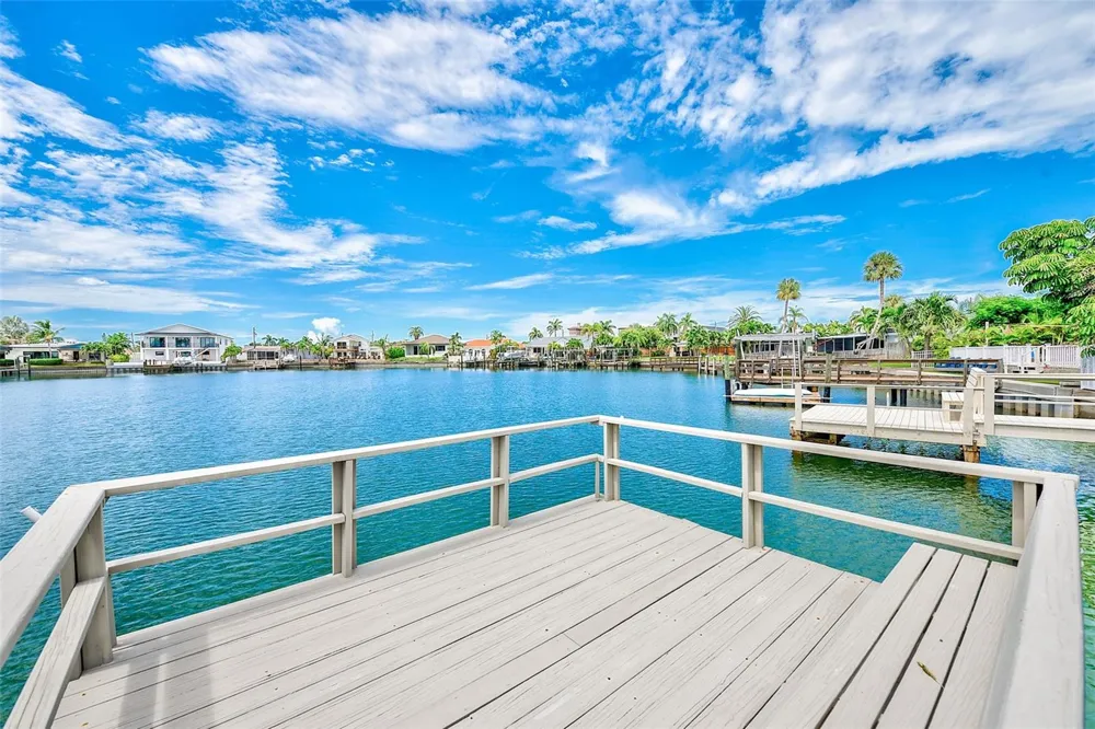 513 HARBOR DRIVE Indian Rocks Beach, FL 33785