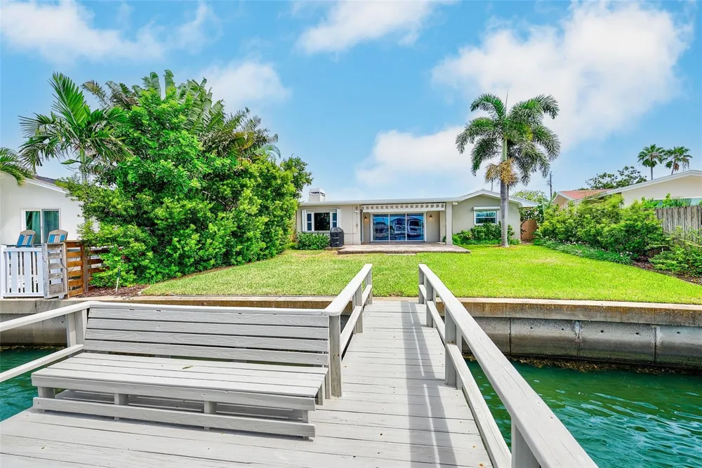 513 HARBOR DRIVE Indian Rocks Beach, FL 33785